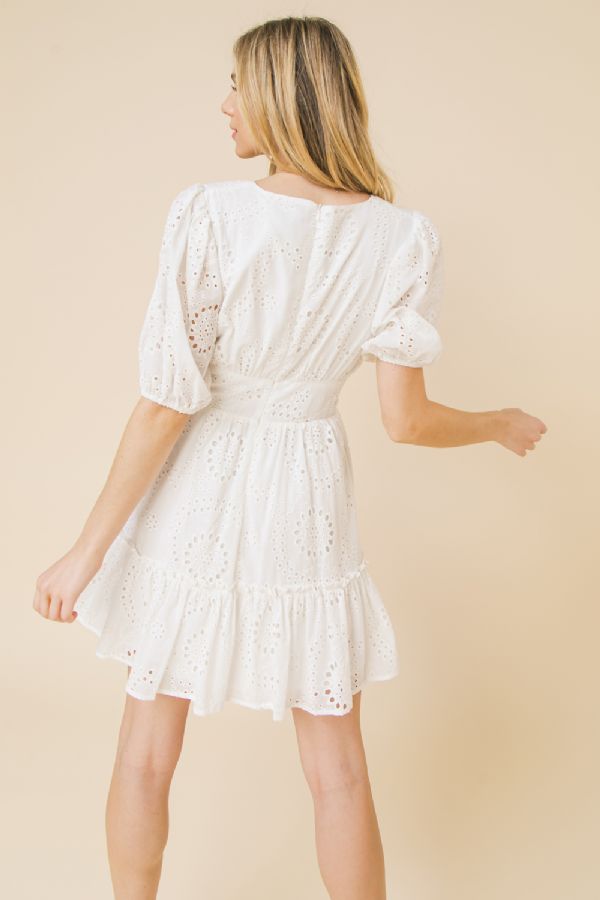 Eyelet Mini